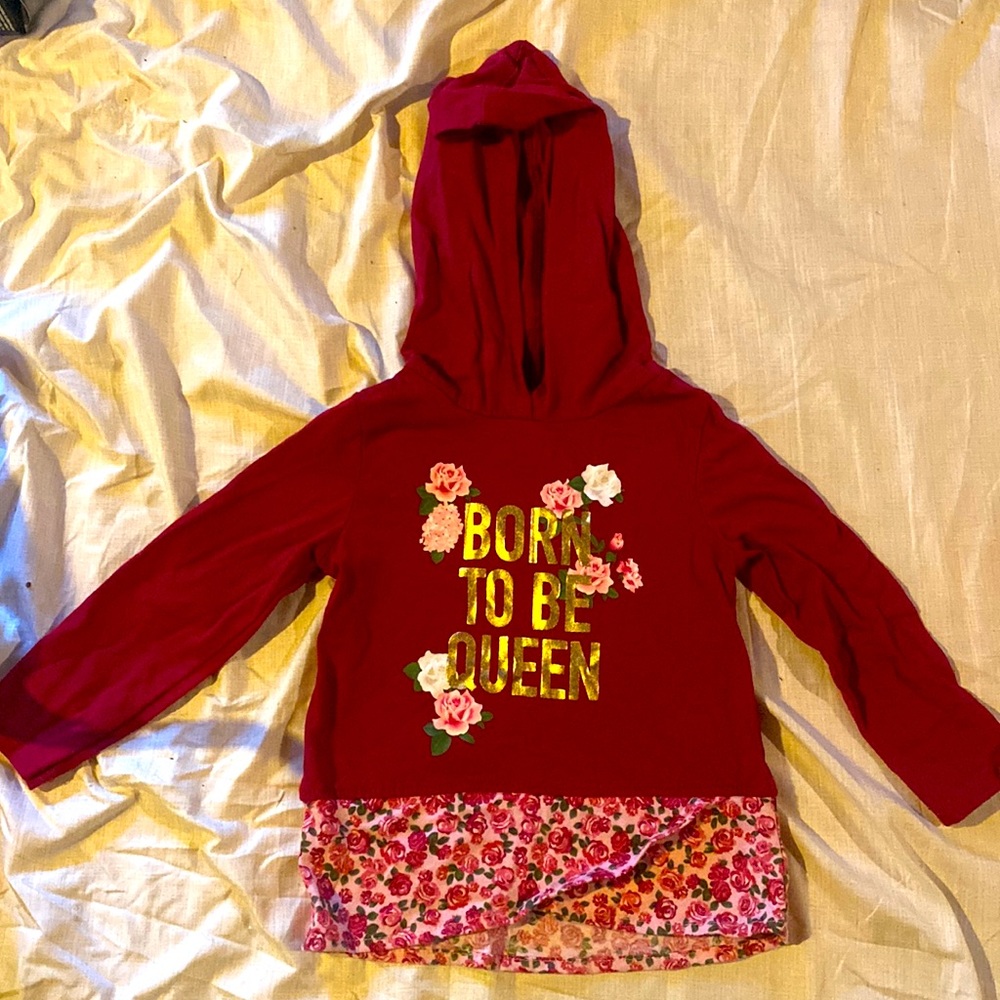 Girls 2T hooded t-shirt "Born to be Queen"
